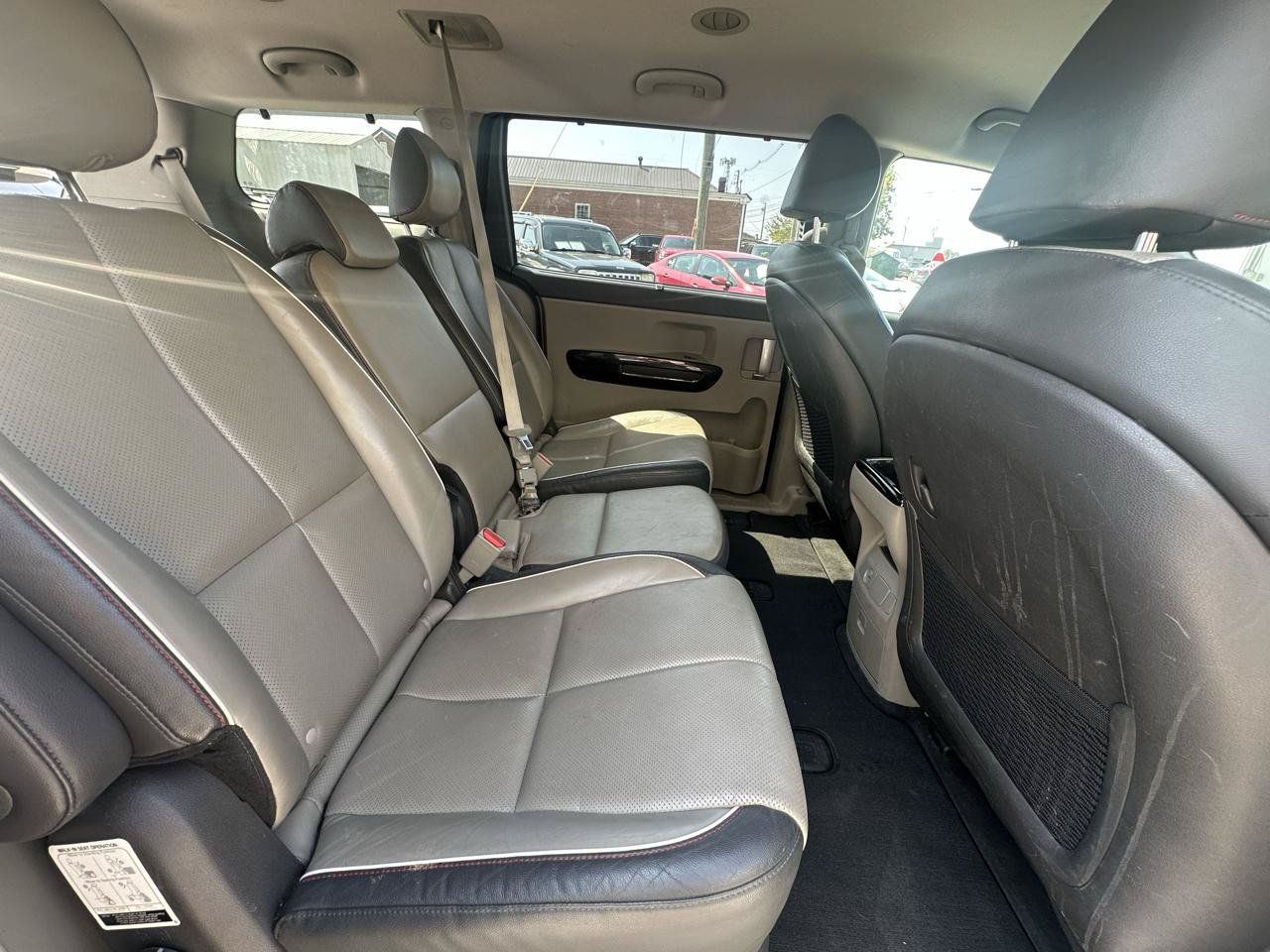 Used 2017 Kia Sedona EX FWD image 11