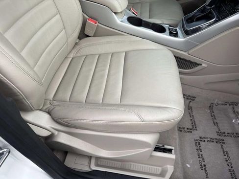 Used 2015 Ford C-MAX SEL w/ Equipment Group 302A image 10