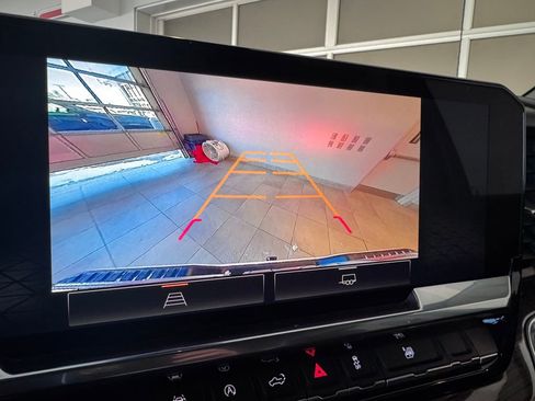 Certified 2024 GMC Sierra 1500 Elevation image 19