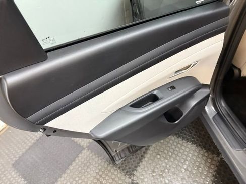 Certified 2025 Hyundai Tucson SEL image 34