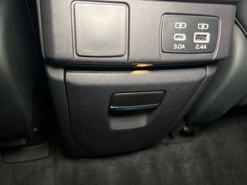 Certified 2025 Subaru Ascent Limited w/ Popular Package #1 image 59