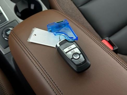 Certified 2025 Ford Bronco Sport Outer Banks w/ Outer Banks Tech Package+ image 7