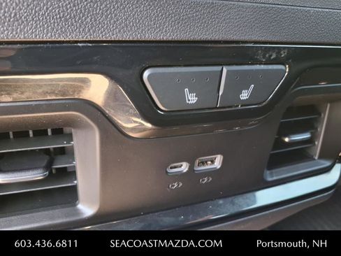 Used 2024 GMC Sierra 1500 AT4X image 17