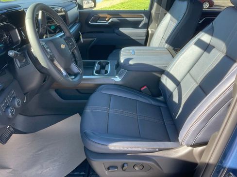 New 2026 Chevrolet Silverado 3500 High Country w/ High Country Premium Package AWD/4WD image 13
