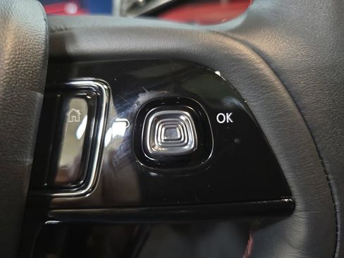 Used 2023 Lincoln Corsair Reserve w/ Equipment Group 201A image 21