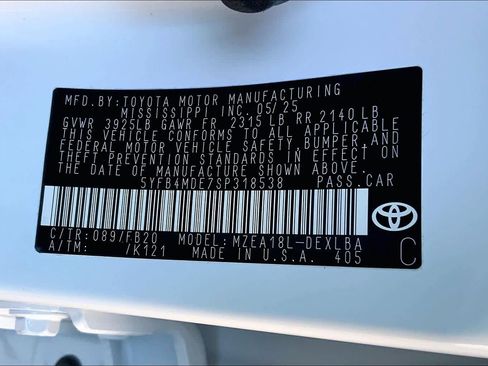 Used 2025 Toyota Corolla LE w/ Convenience Package image 34