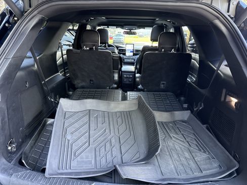 Used 2020 Ford Explorer ST w/ ST High-Performance Pack AWD/4WD image 18
