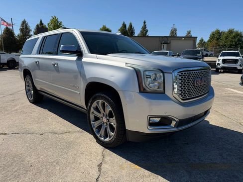 Used 2016 GMC Yukon XL Denali w/ Open Road Package image 7