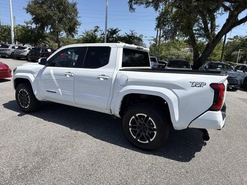 Certified 2026 Toyota Tacoma TRD Sport AWD/4WD image 4