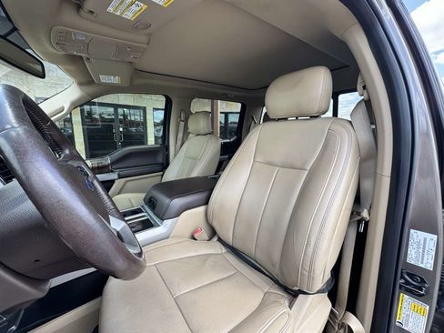 Used 2018 Ford F150 Lariat RWD image 8