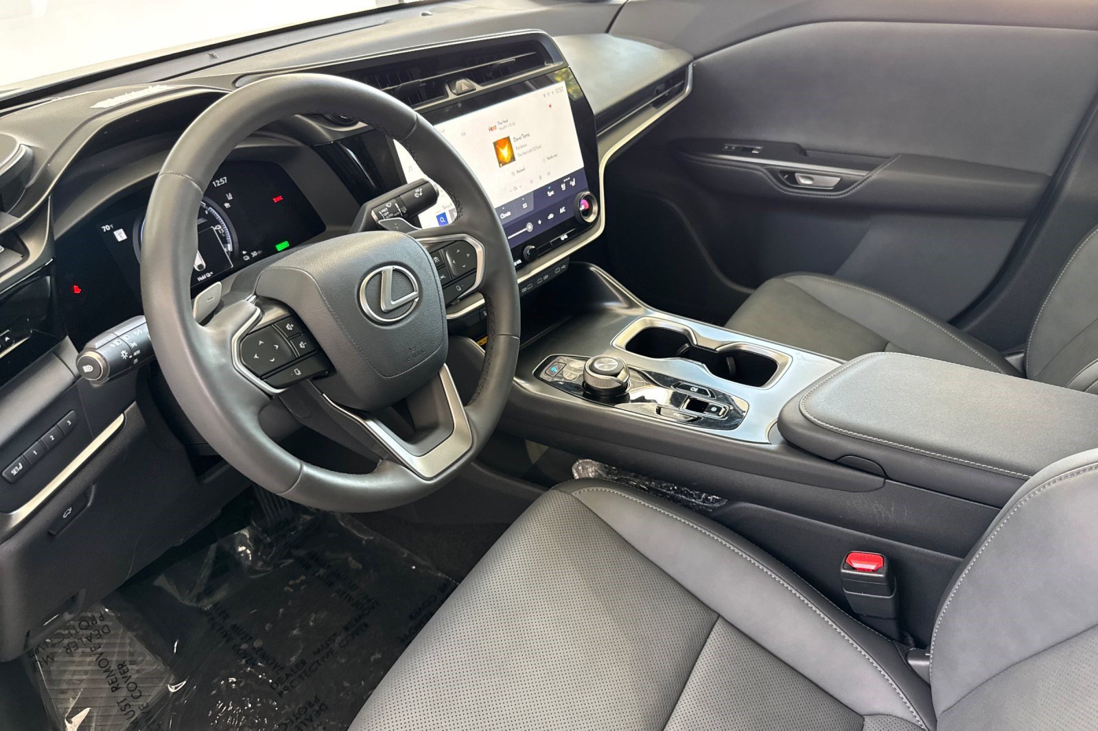 Used 2024 Lexus RZ 300e Premium w/ Technology Package FWD image 11