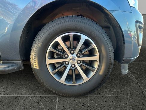 Used 2020 Ford Expedition XLT image 10