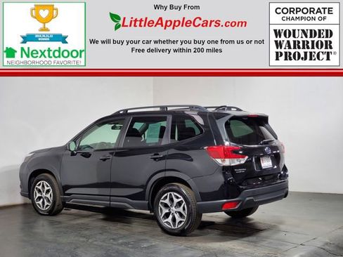 Used 2022 Subaru Forester Premium image 27