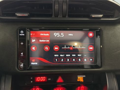 Used 2020 Toyota 86 image 29