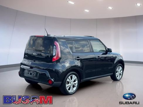 Used 2016 Kia Soul + FWD image 4
