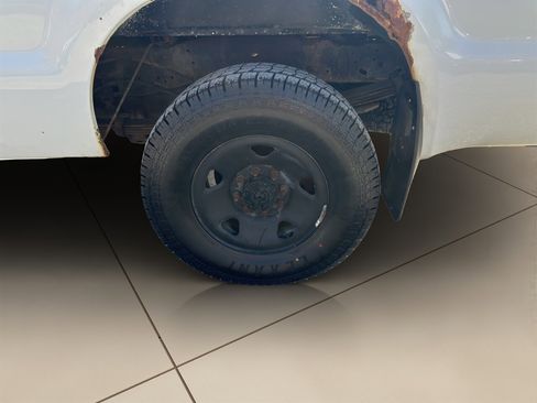 Used 2009 Ford F250 XL AWD/4WD image 40