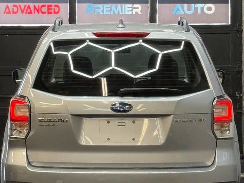 Used 2018 Subaru Forester 2.5i w/ Alloy Wheel Package AWD/4WD image 14