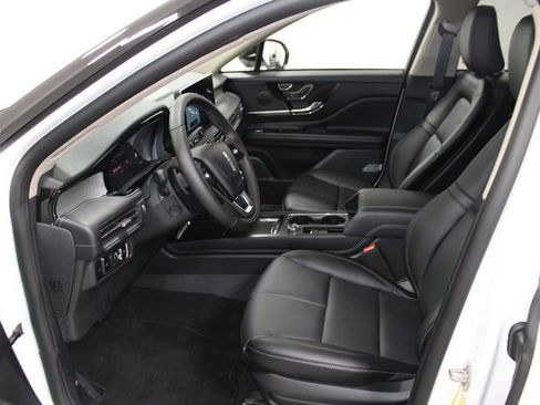 New 2026 Lincoln Corsair Premiere image 22