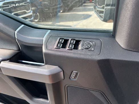 Used 2018 Ford F150 XLT w/ Equipment Group 302A Luxury AWD/4WD image 12