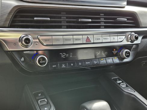 Certified 2022 Kia Telluride EX w/ EX Premium Package image 23