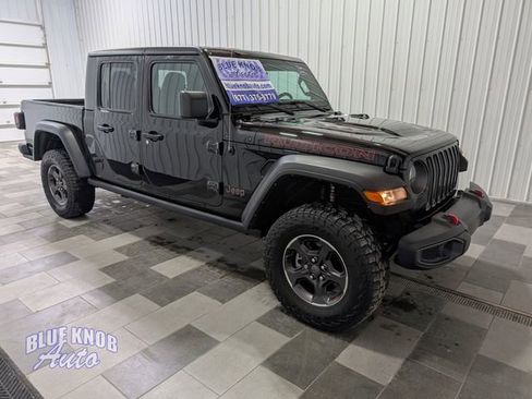 Used 2022 Jeep Gladiator Rubicon w/ Cold Weather Group AWD/4WD image 6