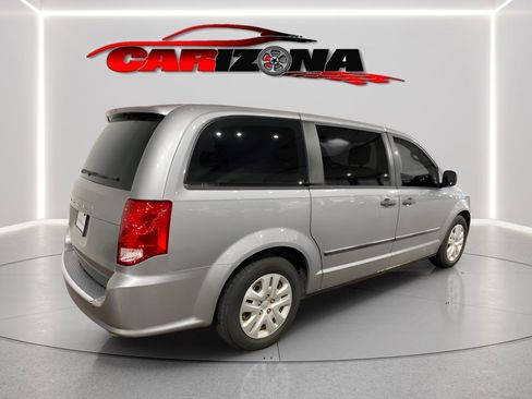 Used 2016 Dodge Grand Caravan American Value Package w/ UConnect Hands-Free Group image 7