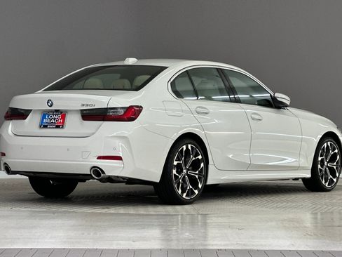 Used 2026 BMW 330i Sedan w/ Premium Package RWD image 8