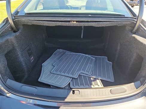 Used 2019 Chevrolet Impala LT image 10