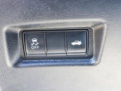 Used 2017 INFINITI Q50 3.0t Premium image 13