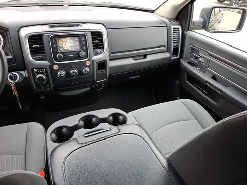 Used 2024 RAM 1500 Classic SLT image 16