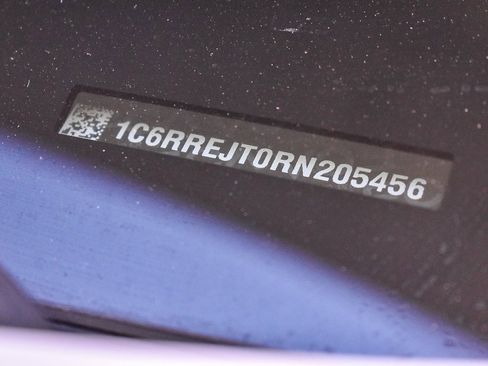 Used 2024 RAM 1500 Laramie image 29