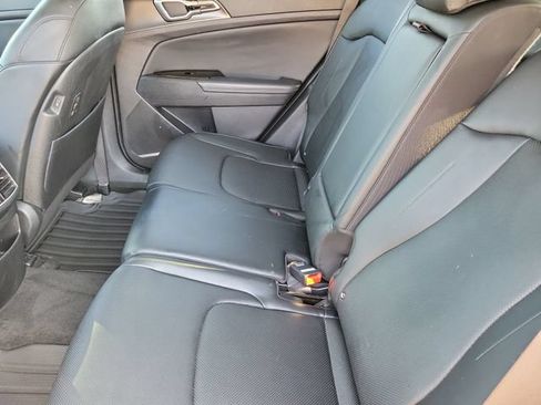 Used 2024 Kia Sportage EX FWD image 13