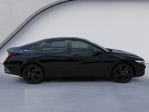 New 2026 Hyundai Elantra Sport FWD image 6