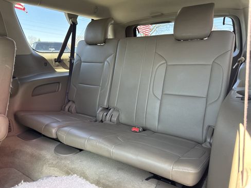Used 2017 Chevrolet Suburban Premier image 37