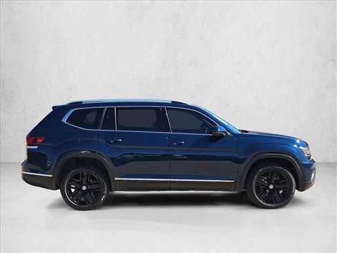 Used 2019 Volkswagen Atlas SEL Premium image 4
