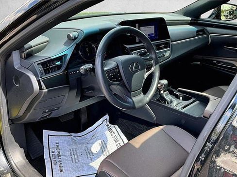Used 2023 Lexus ES 350 w/ Accessory Package (Z1) image 14