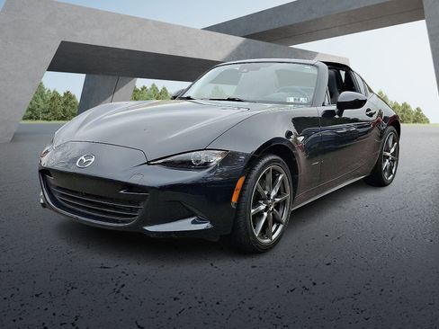 Used 2020 MAZDA MX-5 Miata RF Grand Touring image 3