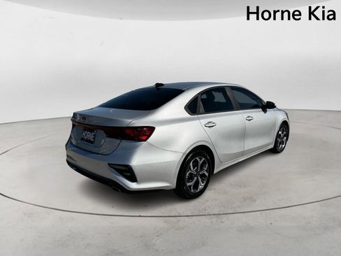Used 2021 Kia Forte LXS image 4