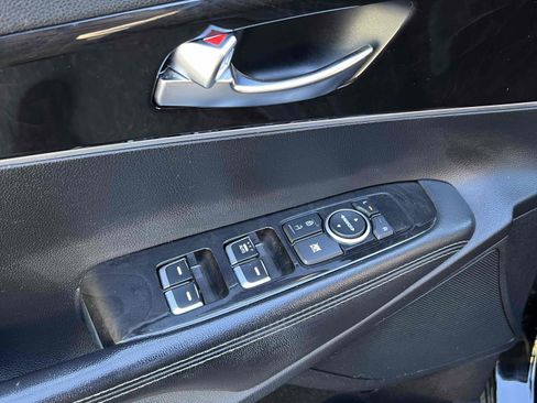 Used 2016 Kia Sorento FWD image 37