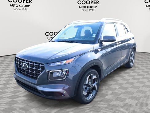 New 2026 Hyundai Venue SEL image 3