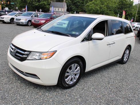 Used 2017 Honda Odyssey EX-L image 2
