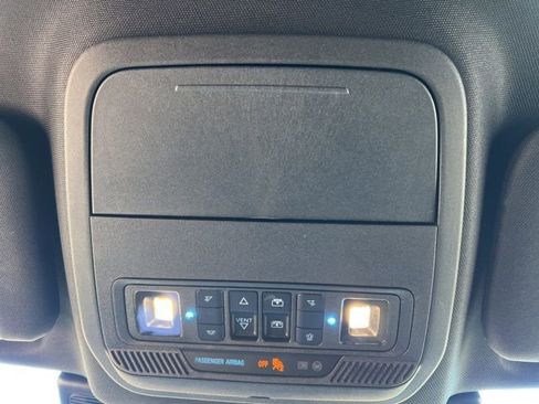 Used 2023 Ford Explorer ST AWD/4WD image 35