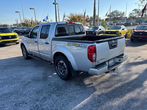 Used 2019 Nissan Frontier Desert Runner image 11
