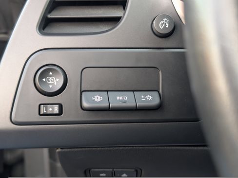 Used 2016 Chevrolet Corvette Z06 w/ 2LZ Preferred Equipment Group image 38