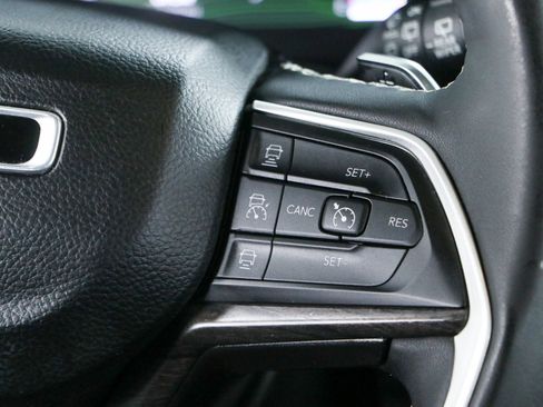 Used 2022 Jeep Grand Cherokee Limited 4xe w/ Luxury Tech Group II AWD/4WD image 14
