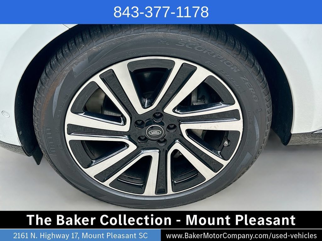 Used 2023 Land Rover Range Rover SE AWD/4WD image 32