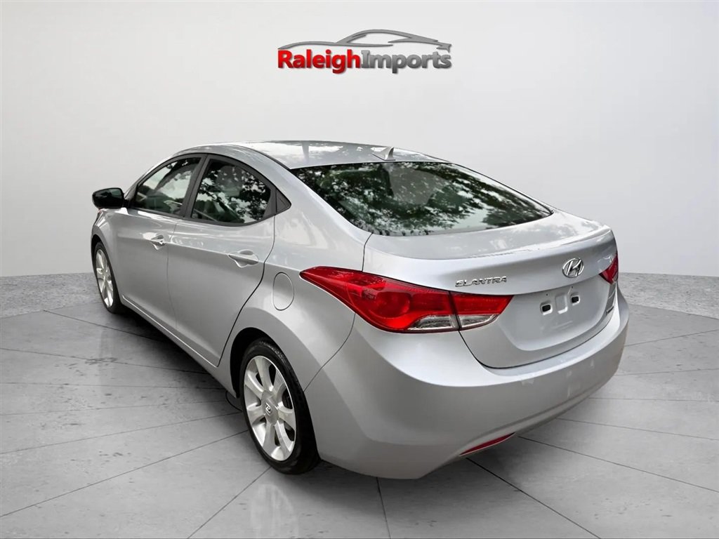 Used 2012 Hyundai Elantra Limited FWD image 7