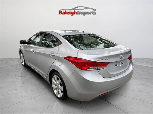 Used 2012 Hyundai Elantra Limited FWD image 7