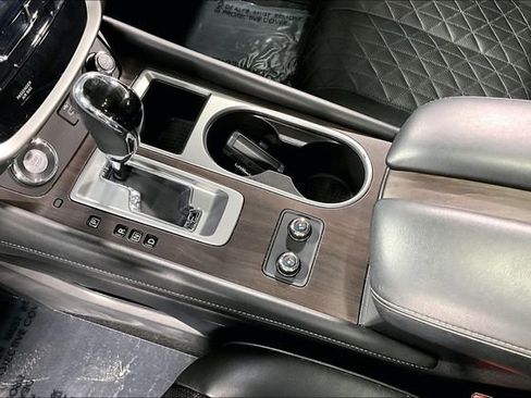 Used 2020 Nissan Murano Platinum FWD image 19