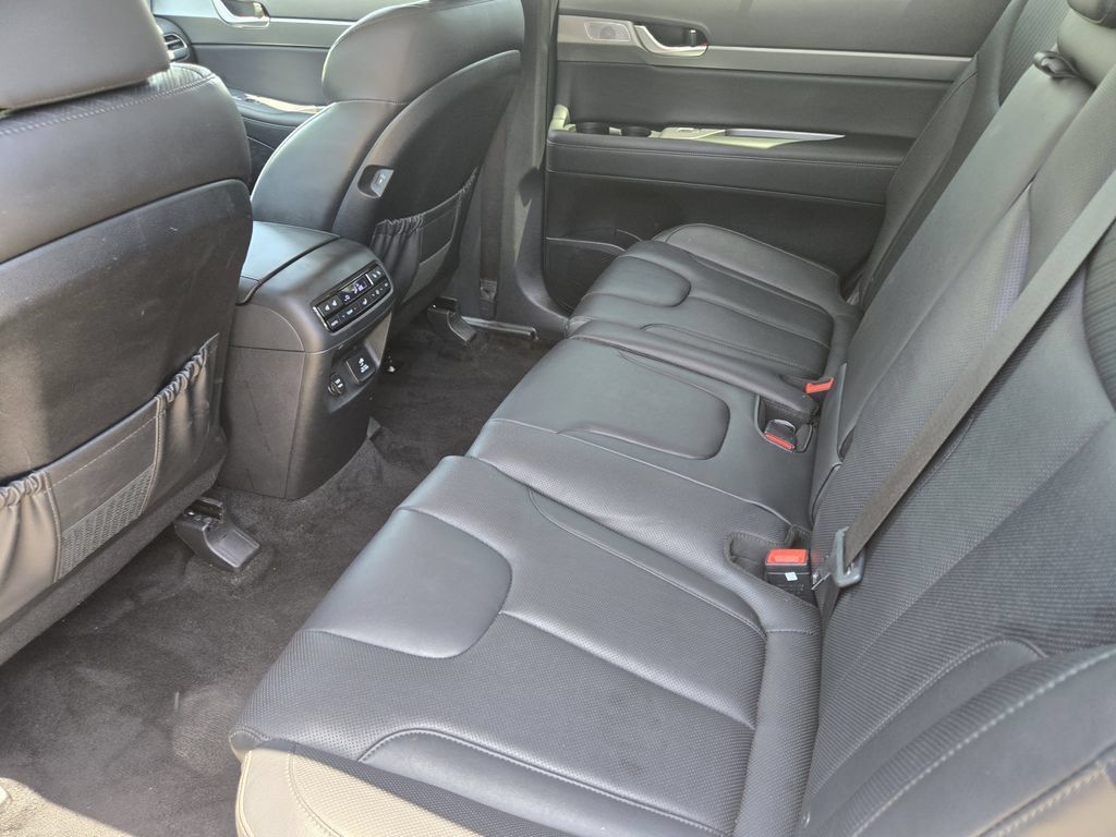 Used 2024 Hyundai Palisade SEL FWD image 33
